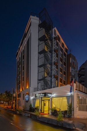Diamond Luxury Hotel