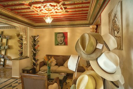 Amani Hotel Suites & Spa