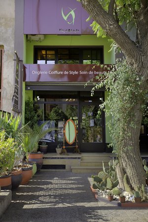 Amani Hotel Suites & Spa