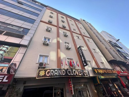 Grad Clover Otel