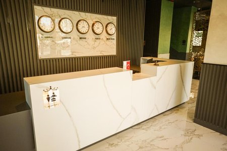 Aram Otel