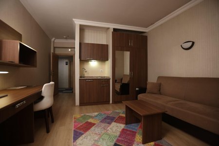 Gun Otel
