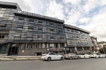 Royal Luxury Hotel