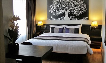 Nouvo City Hotel