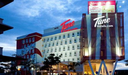 Tune Hotel Danga Bay