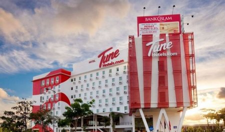 Tune Hotel Danga Bay