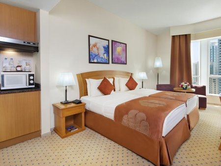 Golden Tulip Sharjah