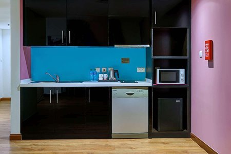 Ramada Hotel & Suites By Wyndham Dubai Jbr