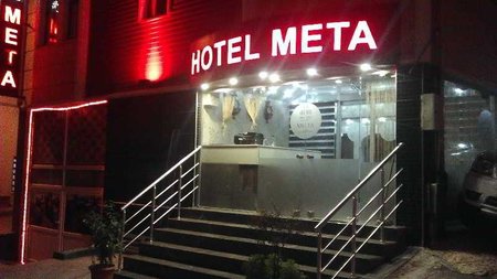 Meta Hotel