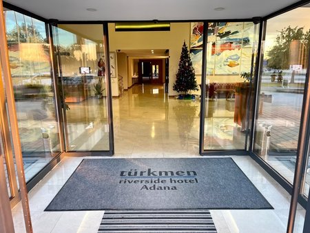 Türkmen Riverside Hotel