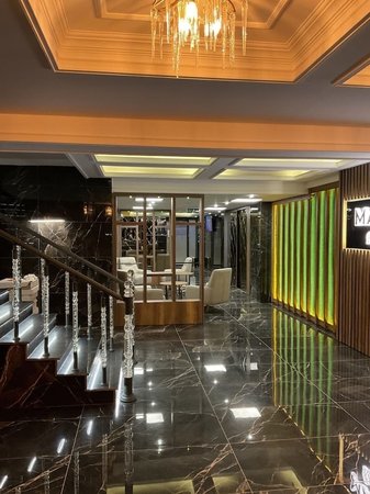 Mardiva Resort Hotel