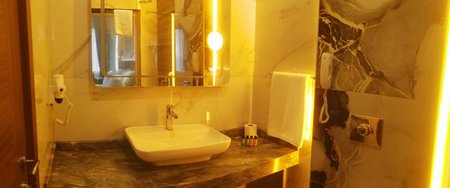 İSNOVA HOTEL