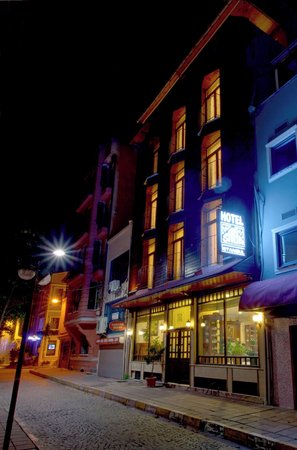 Saba Hotel