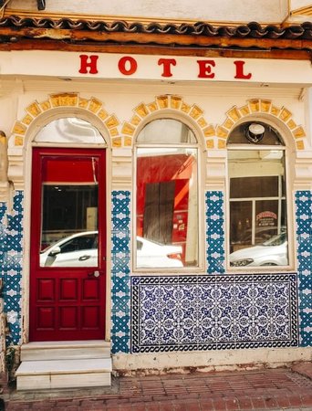 Kaynarca Hotel