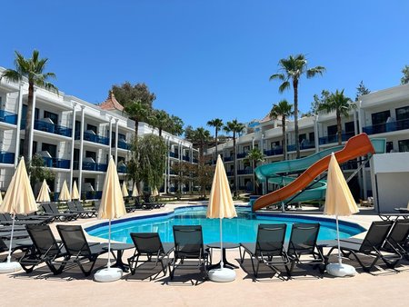 Eflina Resort Hotel & Spa