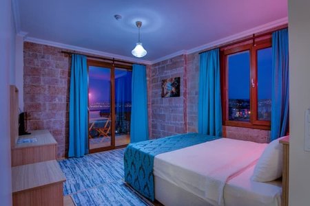 Cunda Bal Konak Otel