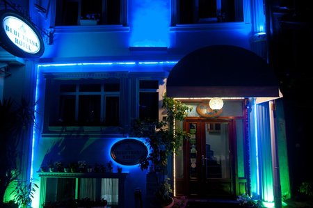 Blue Tuana Hotel