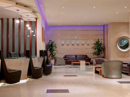 Anwar Al Madinah Movenpick Hotel