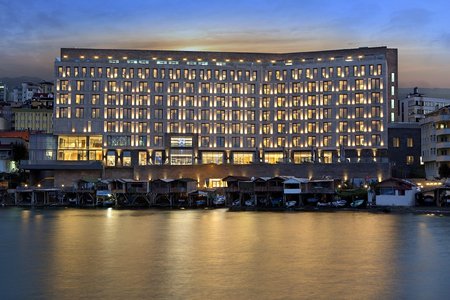 Doubletree By Hilton Trabzon